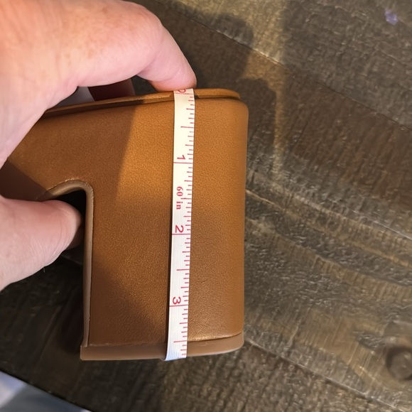 Leather platform sandals - Picture 6 of 6